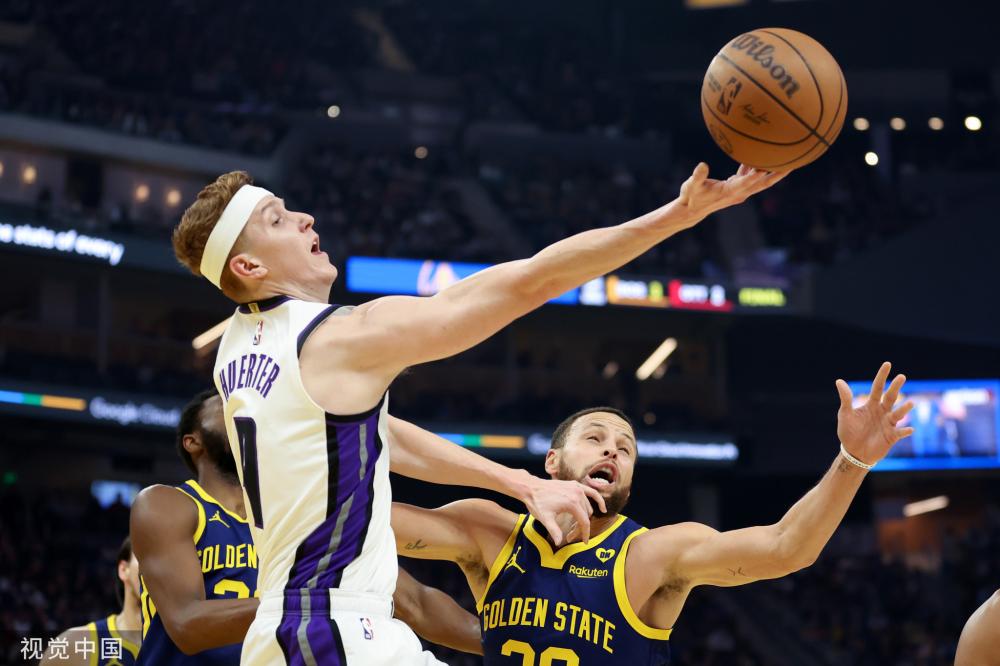 摔倒之间 摔倒之间