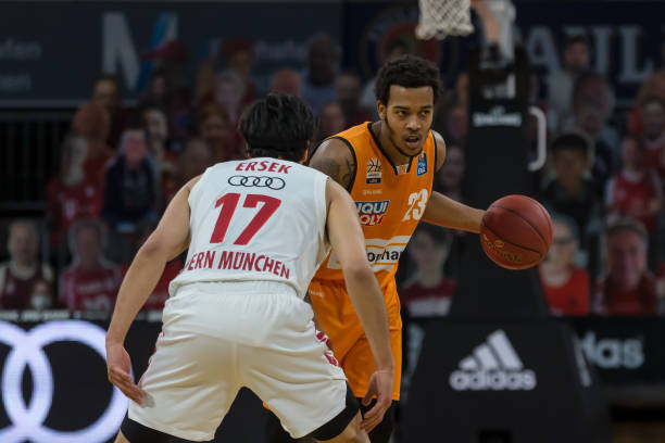 在现代足球 在现代足球