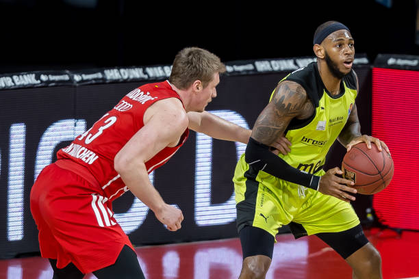 强拼搏与超 强拼搏与超