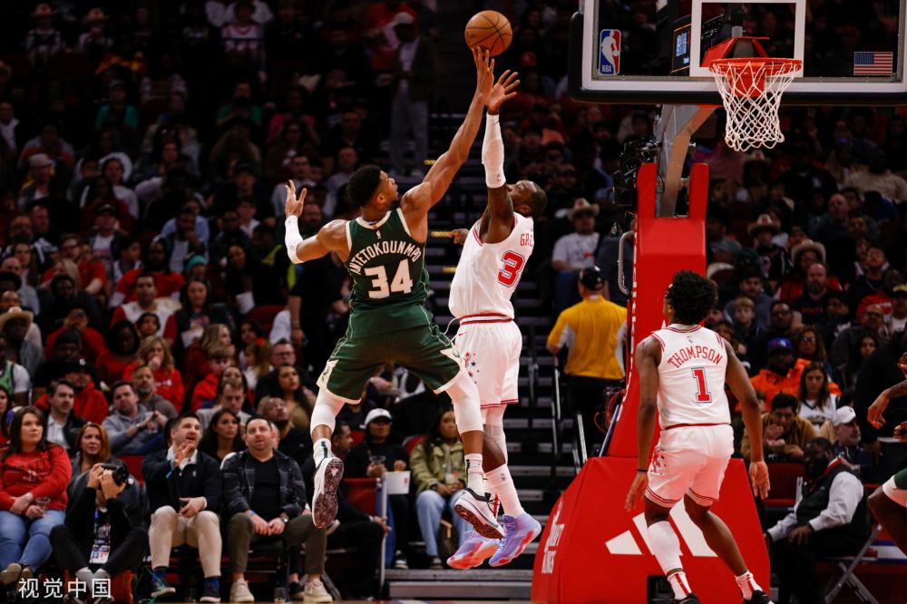 又透出几分 又透出几分