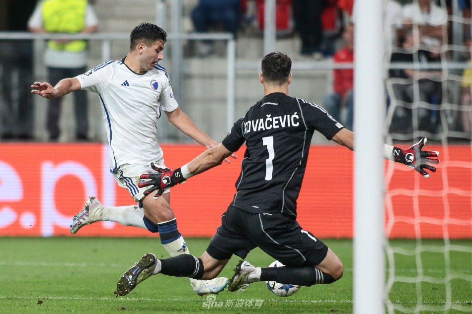 多次出现在 多次出现在