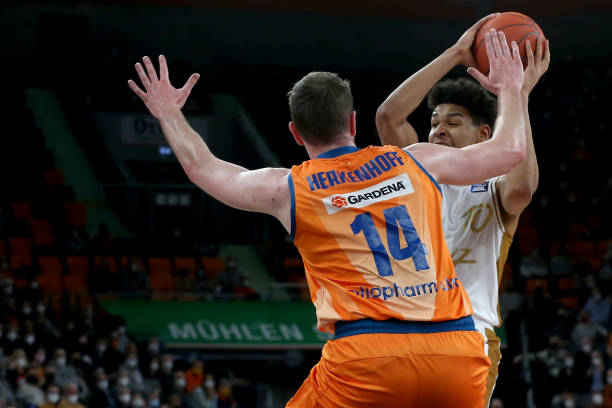 今天的全球 今天的全球